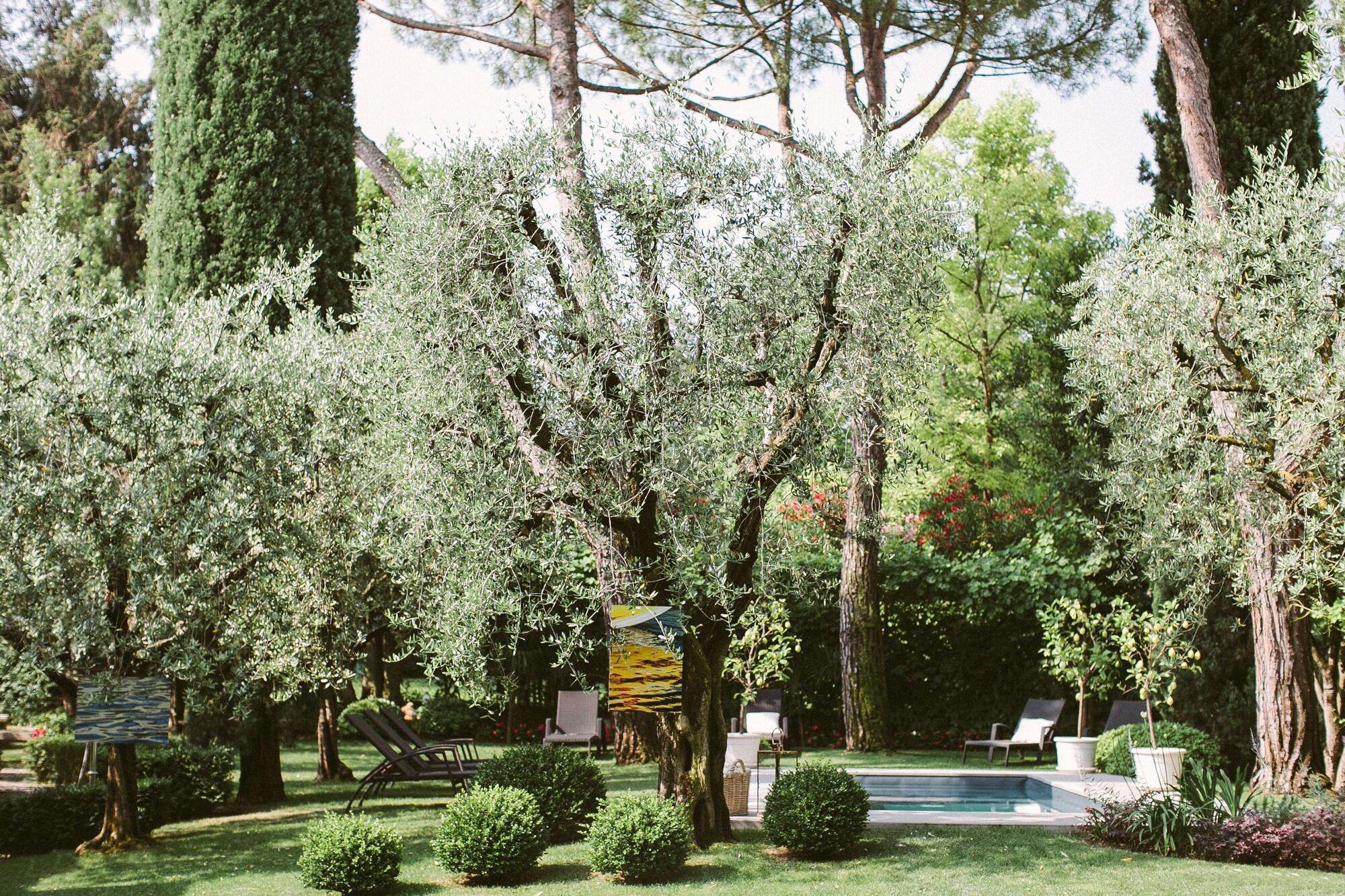 Hotel Piccola Vela Desenzano del Garda Bagian luar foto